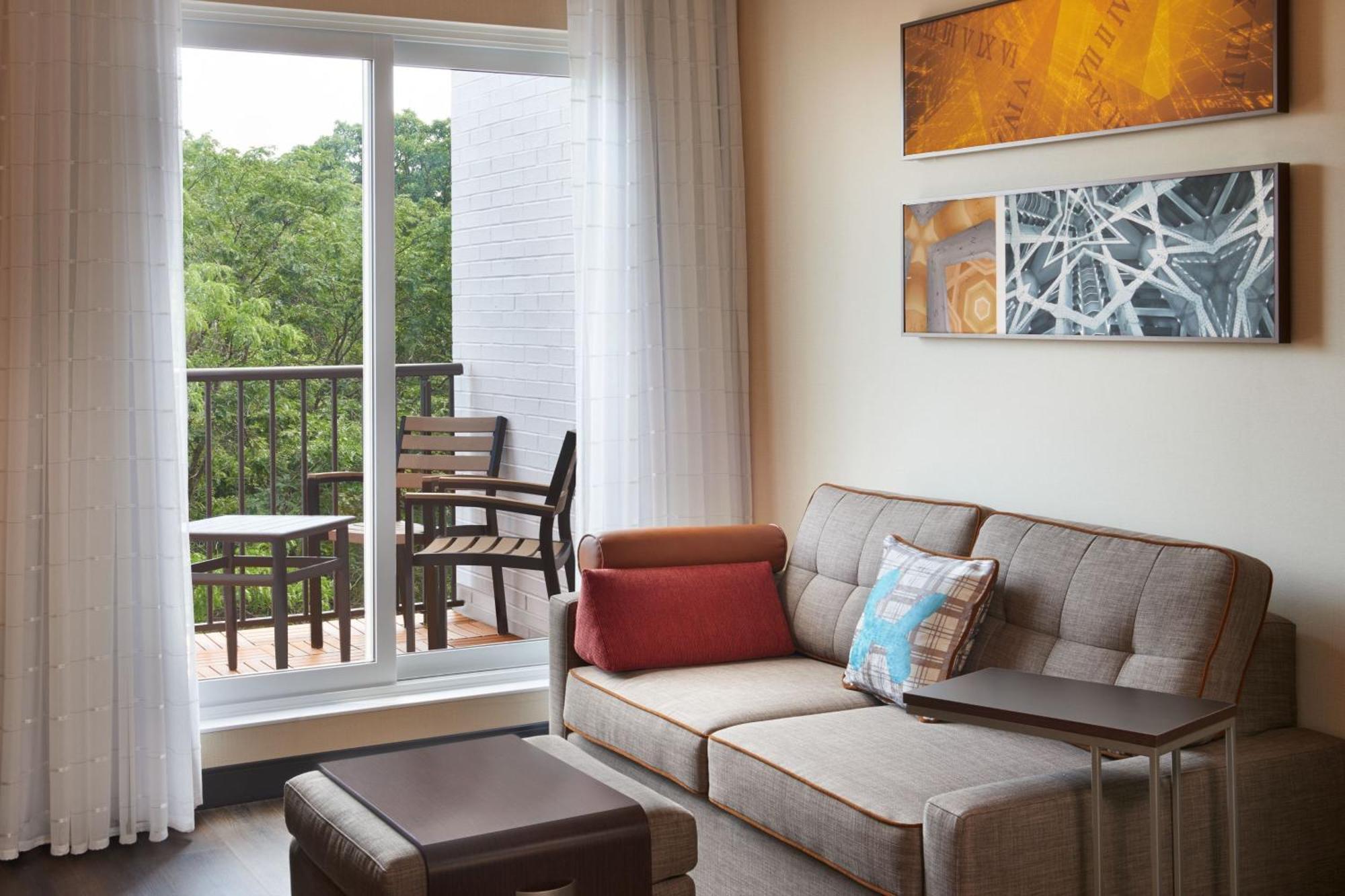 Towneplace Suites By Marriott Toronto Oakville Bagian luar foto