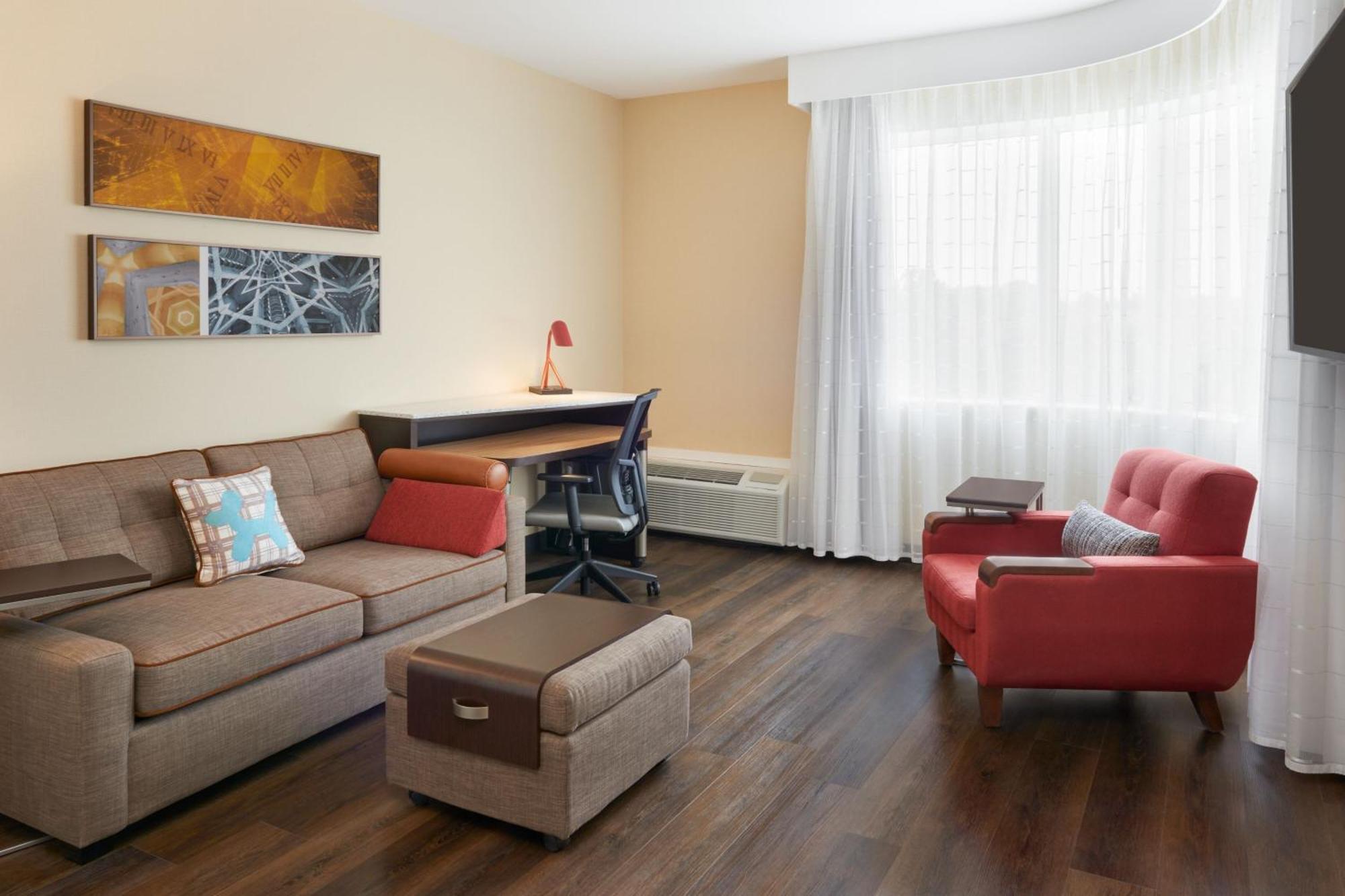 Towneplace Suites By Marriott Toronto Oakville Bagian luar foto