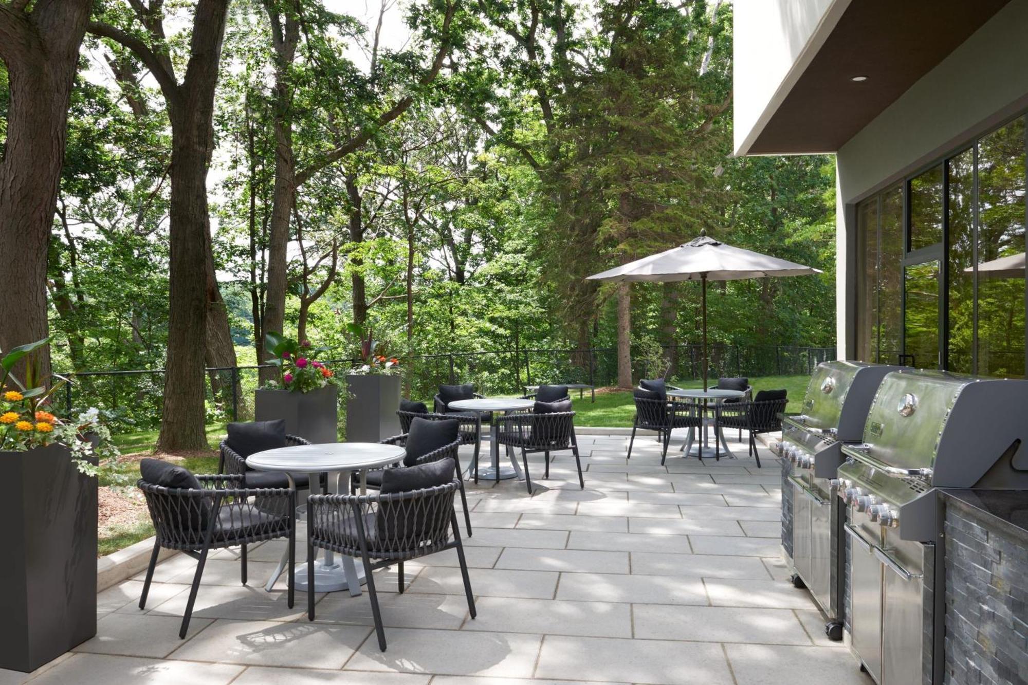 Towneplace Suites By Marriott Toronto Oakville Bagian luar foto